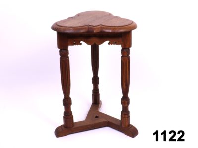 Trefoil Oak Table