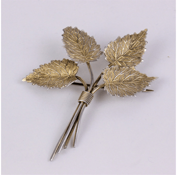 Foliate brooch