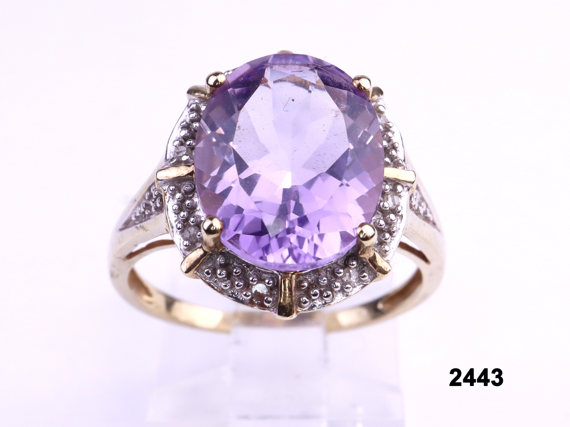 9 carat Lilac Amethyst Ring