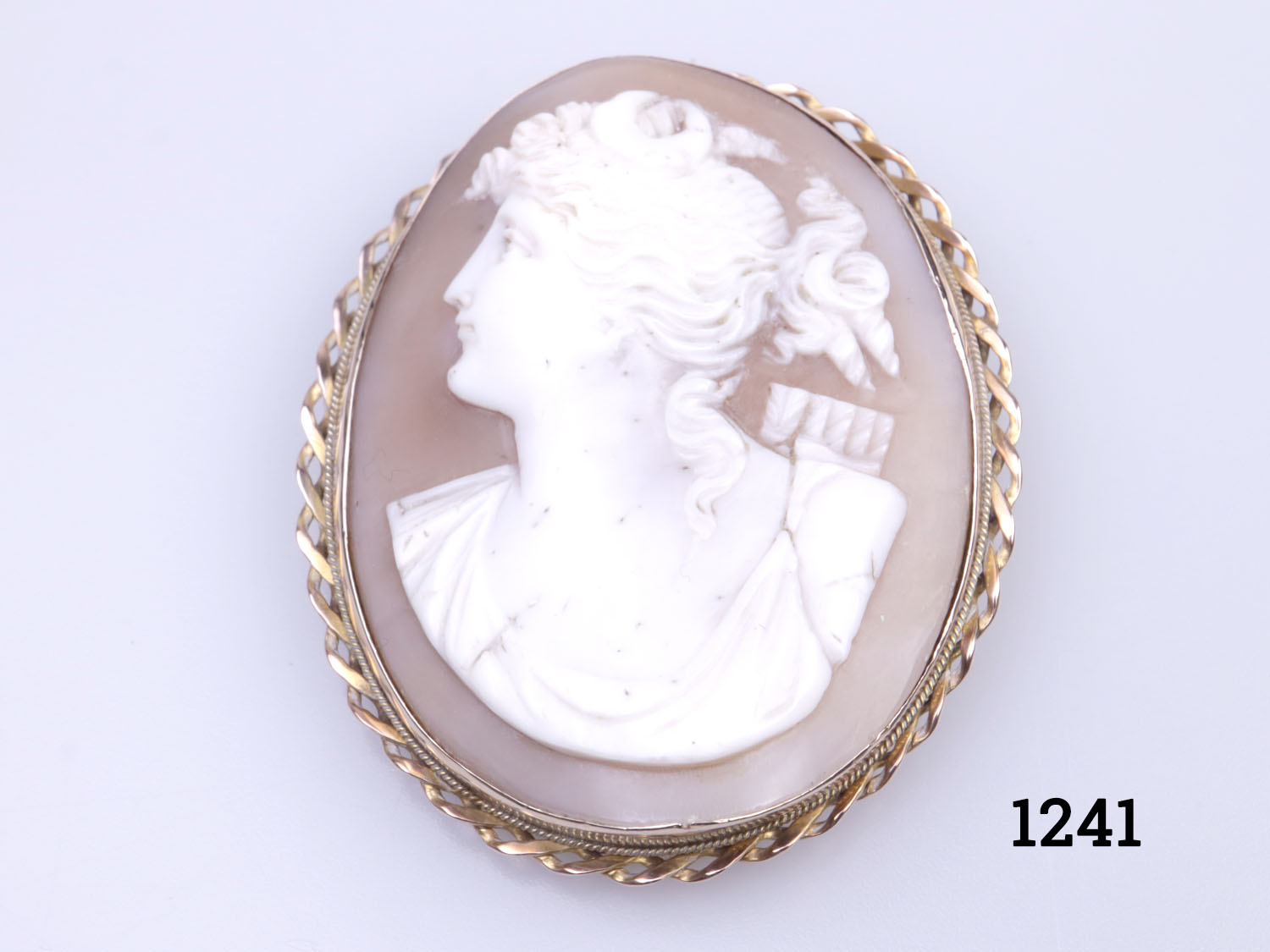 Large Victorian Cameo Brooch
